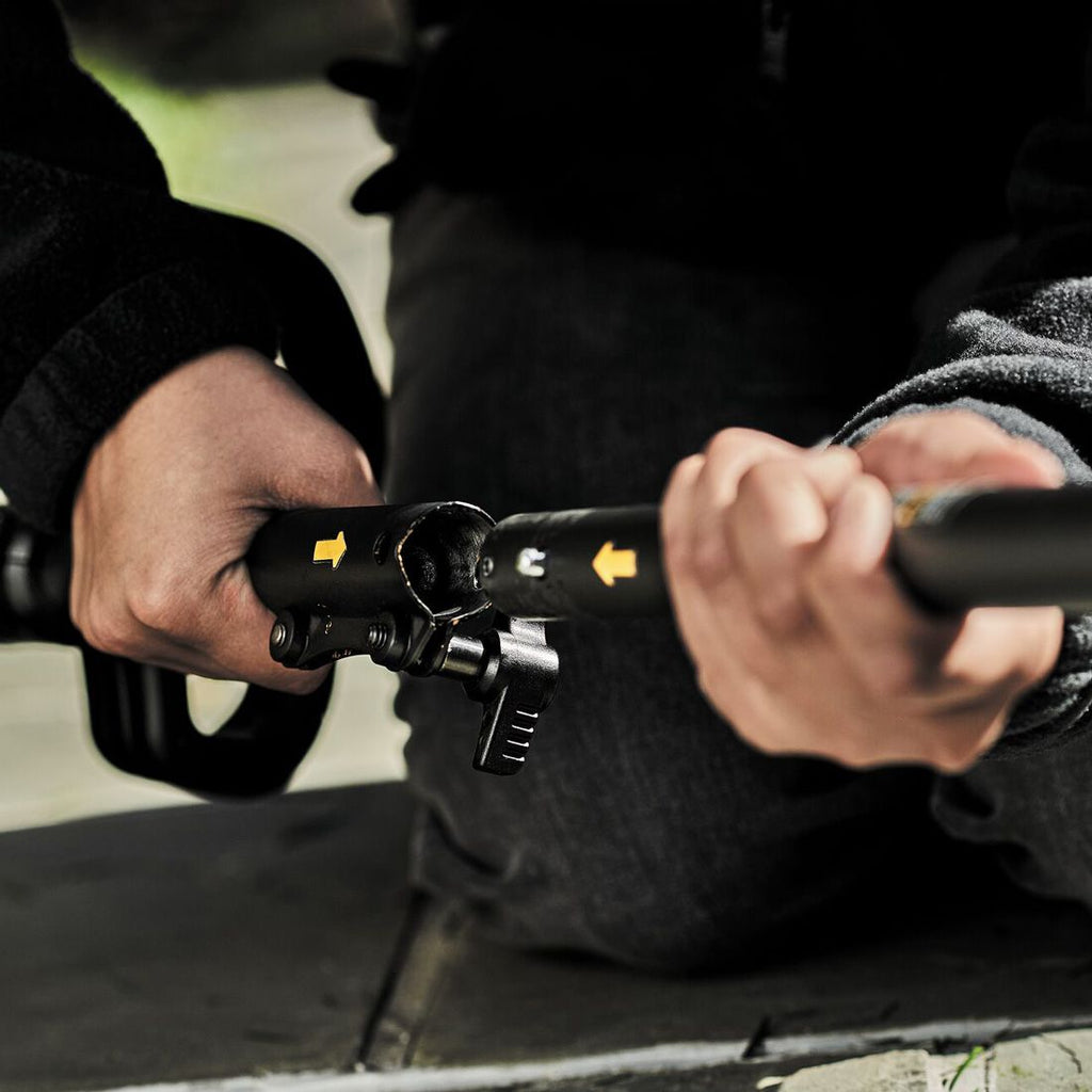DeWalt DCMAS5713X1-GB 54v XR FLEXVOLT Split Boom mit Rasentrimmer Attachment inkl. 1x DCB547 Akkus